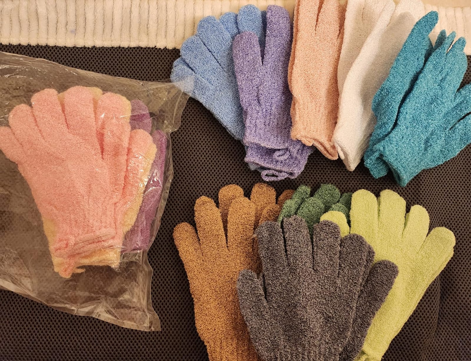 30 Pcs Exfoliating Gloves for Shower, 15 Colors Body Exfoliator Glove with Hanging Loop, Scrub Exfoliate Glove Mitt Bath Face Spa Hand Scrubber Wash Deep Scrubbing Dead Skin for Women Men, by Aisuly customer photo 2