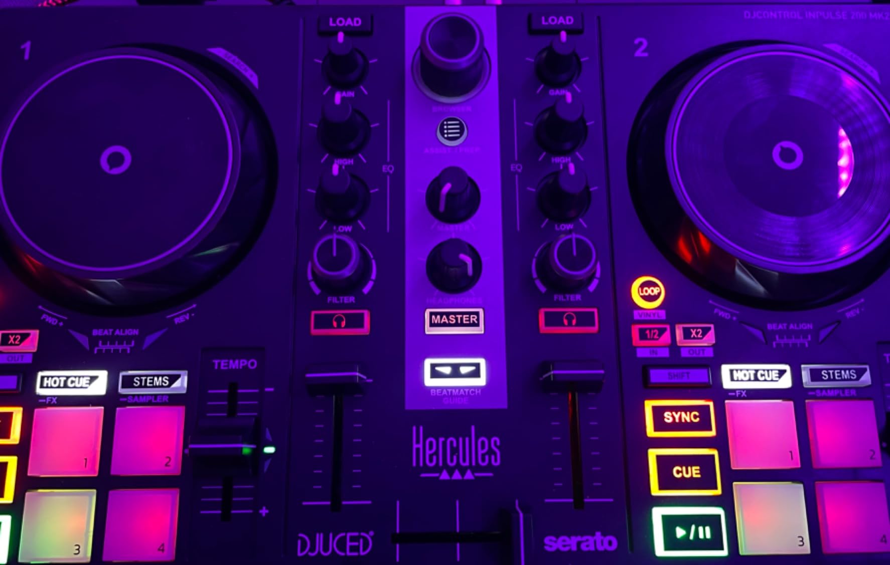 Hercules DJControl Inpulse 200 MK2 — Ideal DJ Controller for Learning to Mix — Software and Tutorials Included, Black customer photo 1