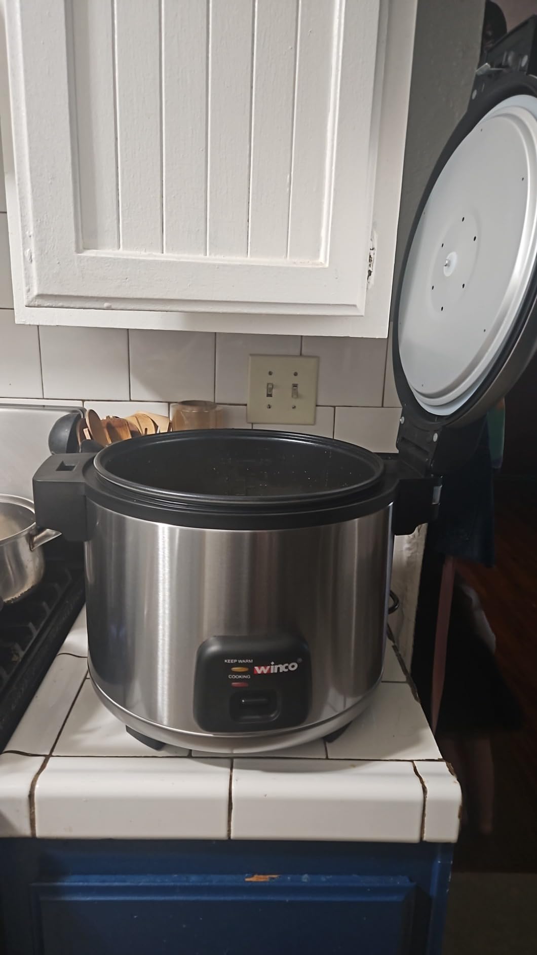Winco 30 Cup Commercial-Grade Electric Rice Cooker, s customer photo 1