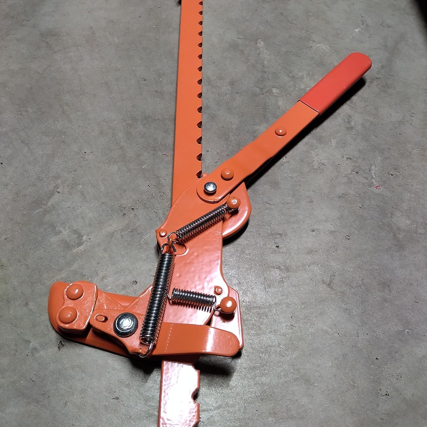Heavy Duty Carbon Steel Fence Stretcher Tool, All Purpose Wire Tensioner for Barbed & Smooth Wire Fence, Fence Fixer and Splicer for Agricultural, Ranch & Residential Fences customer photo 1