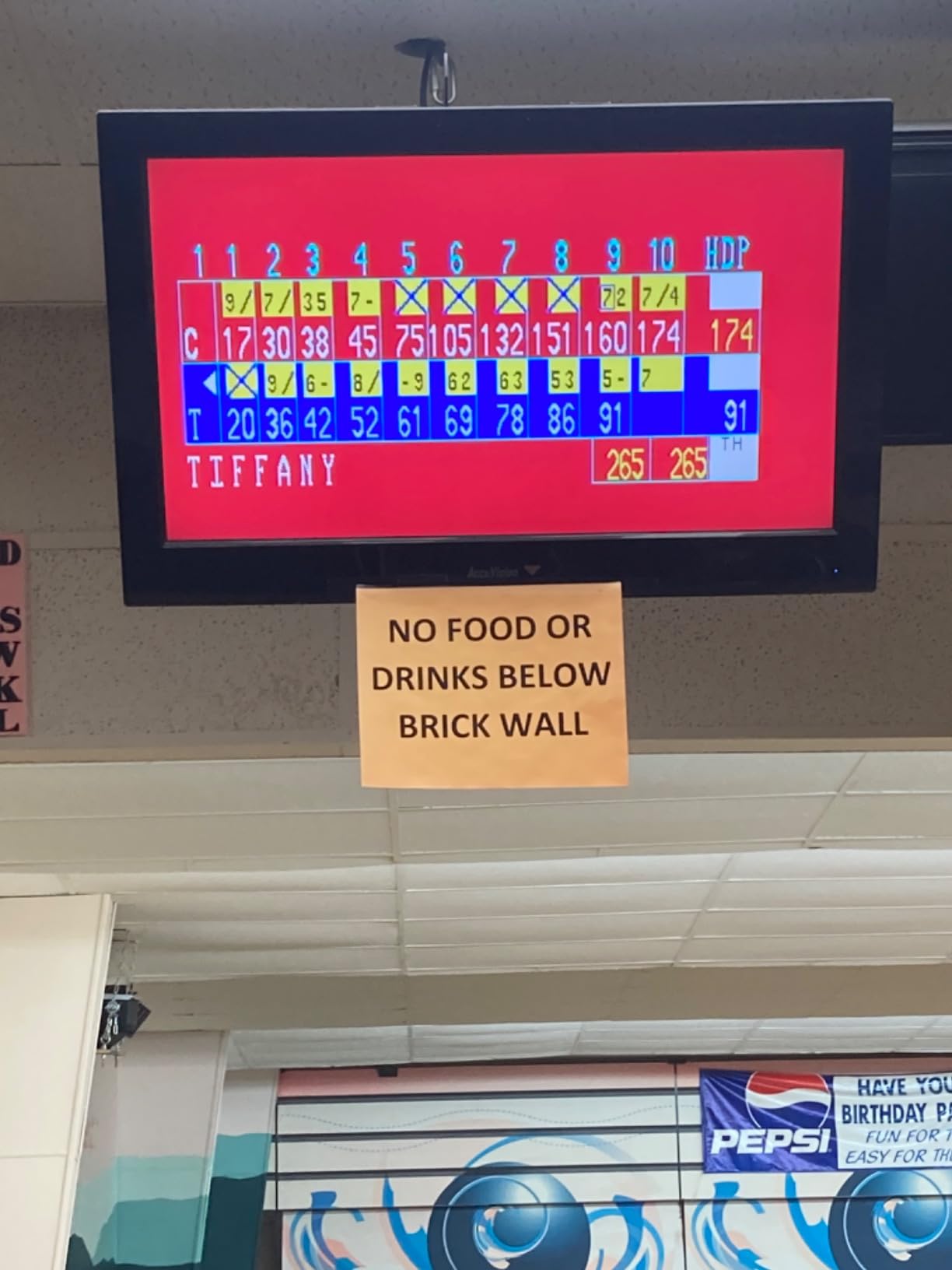 Hammer Axe Black/Smoke Bowling Ball customer photo 1