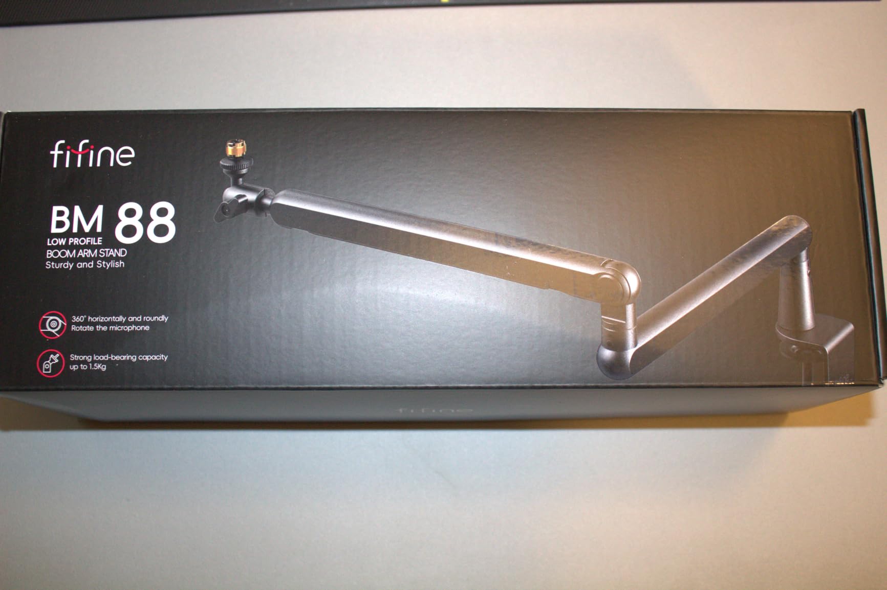 FIFINE BM88 Low Profile Microphone Boom Arm Stand for Gaming Streaming customer photo 2
