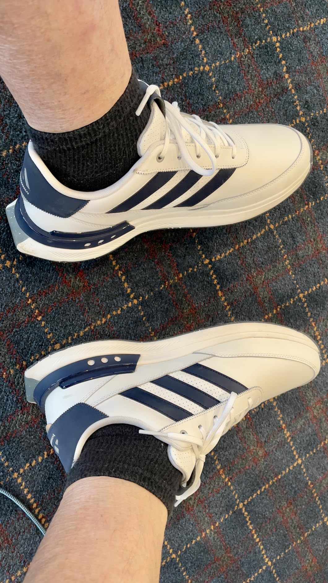adidas Men's S2g 24 Leather Spikeless Golf Shoes Sneaker customer photo 1