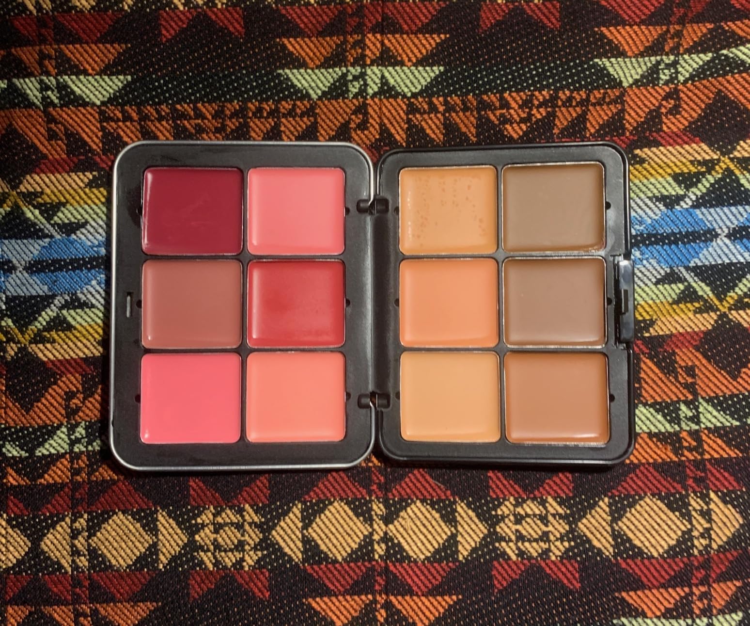 HOSAILY Cream Blush & Concealer Palette, 12 Colors, Long Wearing, Smudge Proof, Blendable Matte Finish, Face Makeup (02) customer photo 1