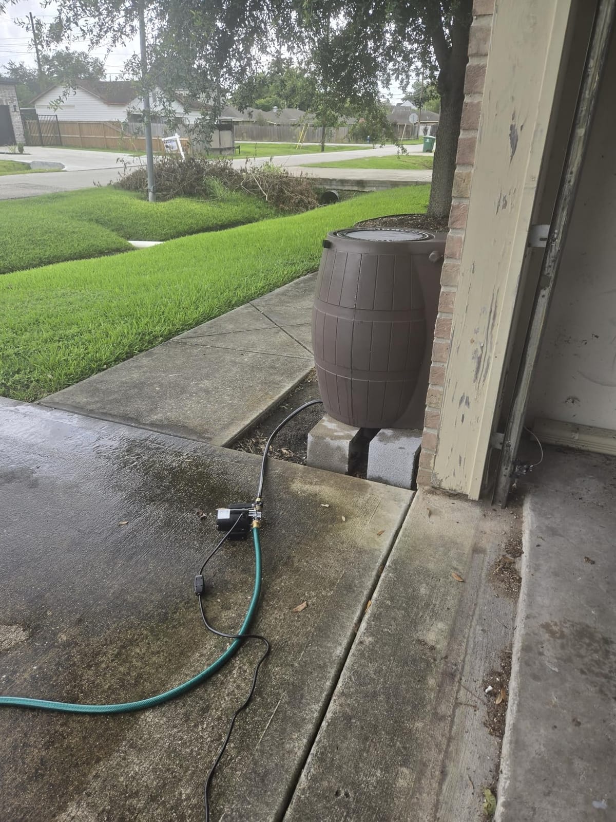 Water Transfer Pump, 115V 1/10HP Electric Utility Pump with On/Off Switch 2 * 6 ft Water Hoses Kit for Removing Water from Garden Pools Aquariums Hot Tub Draining 1/8’’ Low Suction for Rain Barrel customer photo 1