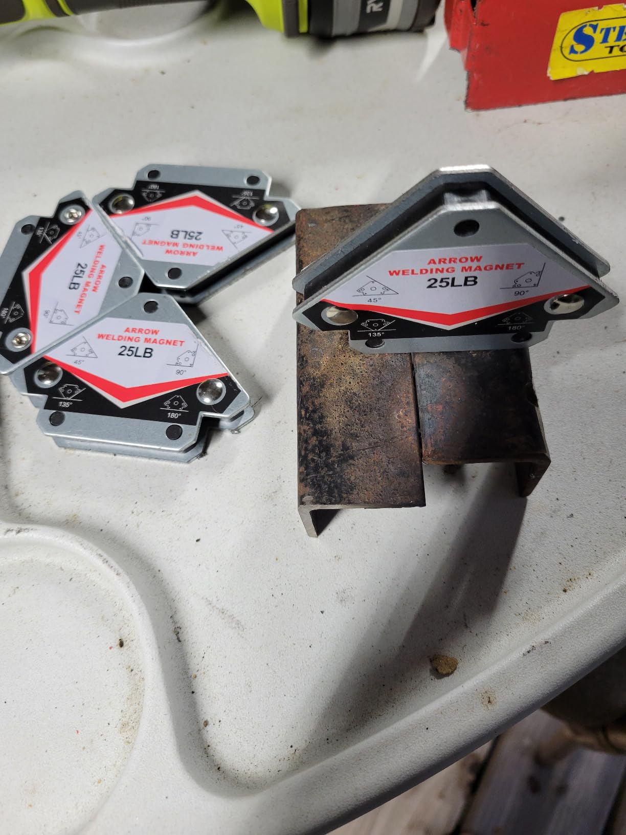 GUTIMORE 25LB Welding Magnet,Pack of 4, Heavy Duty Welding Magents Holder, 45 90 135 Degree Angle Holding Magnet customer photo 2