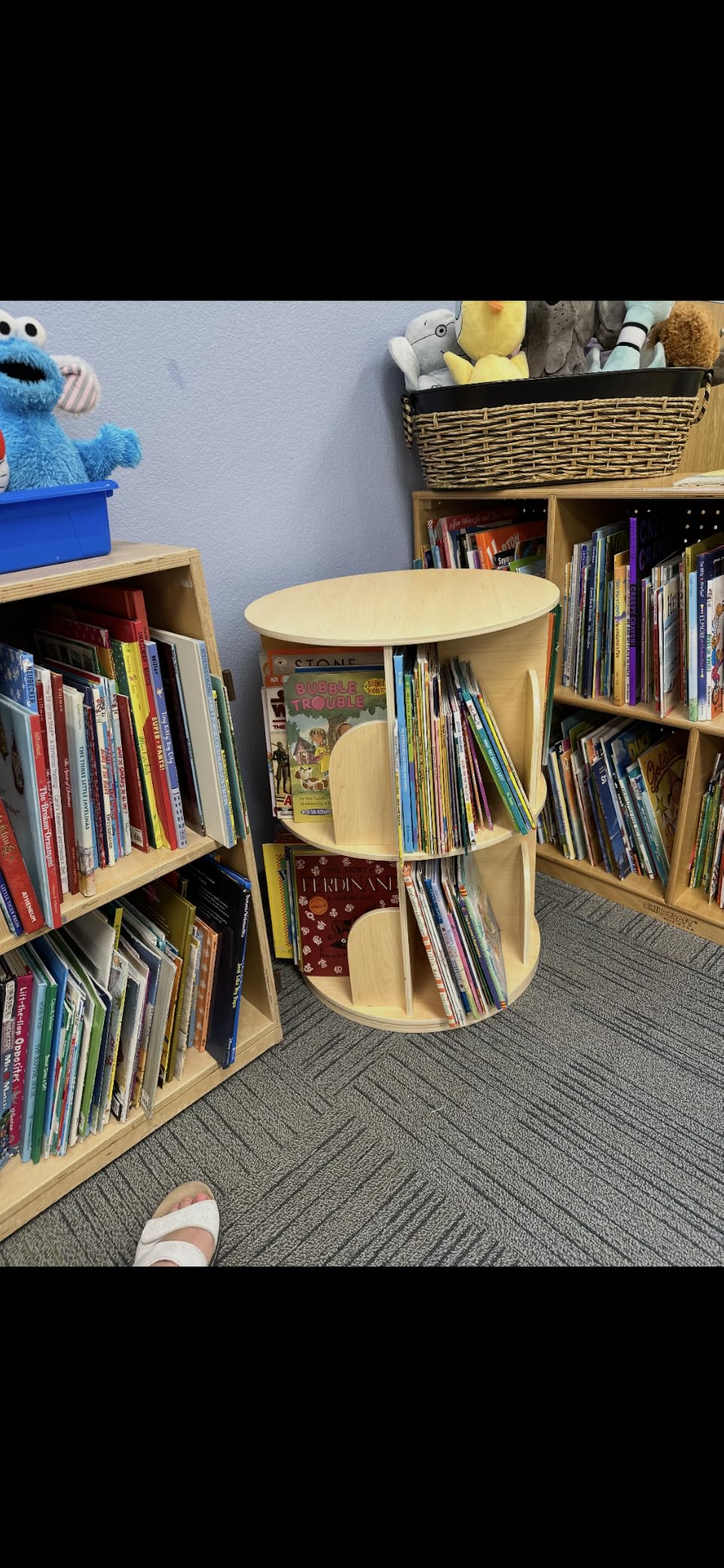 OOOK Kids Rotating Bookshelf, 3 Tier Corner Bookshelf for Small Space | 360° Display, Spinning Bookshelf, Floor Standing Bookcase, Wooden Bookshelf for Kids Room, Nursery, Living Room customer photo 1