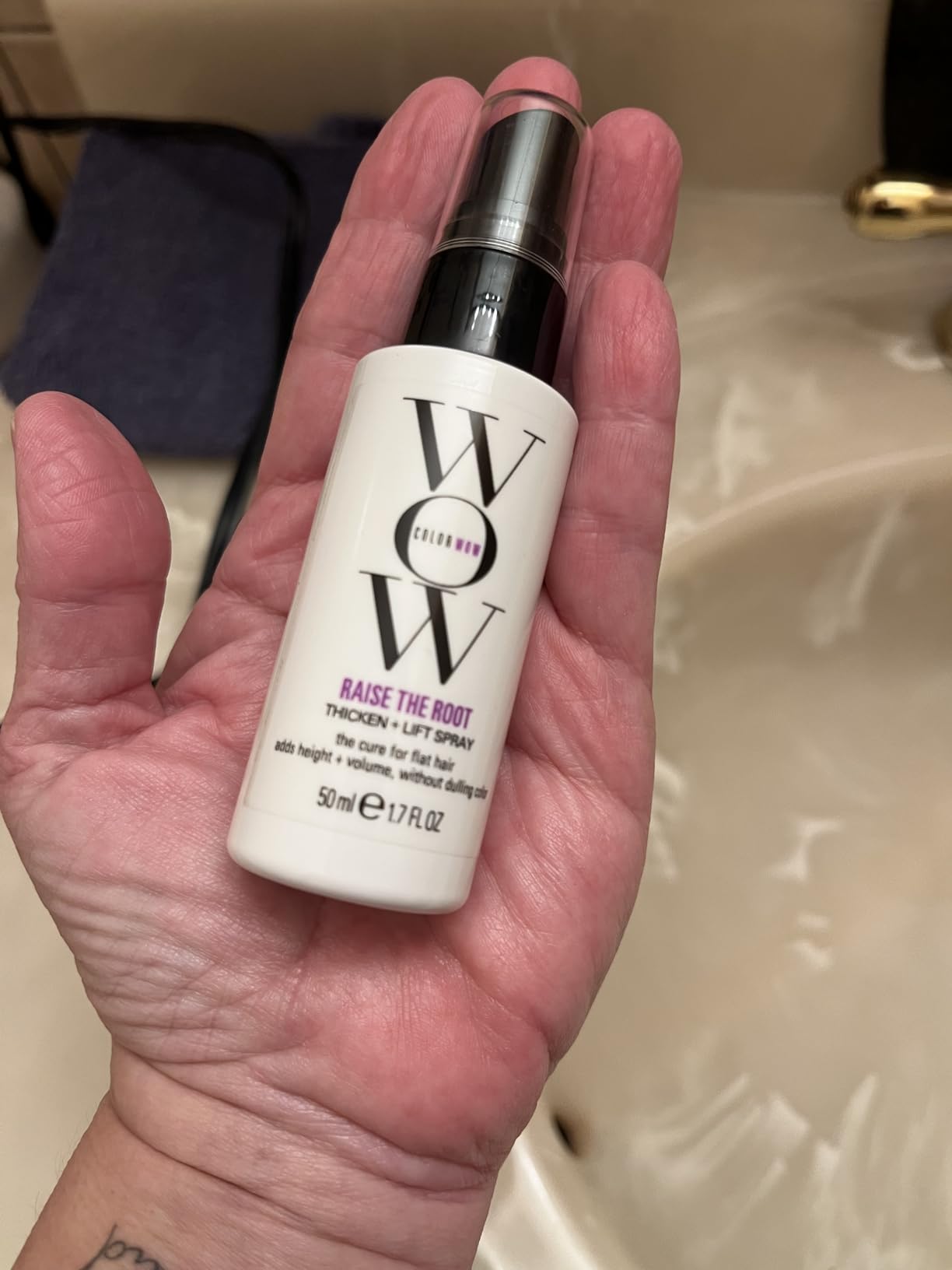 COLOR WOW Raise the Root – Thicken & Lift Spray customer photo 2