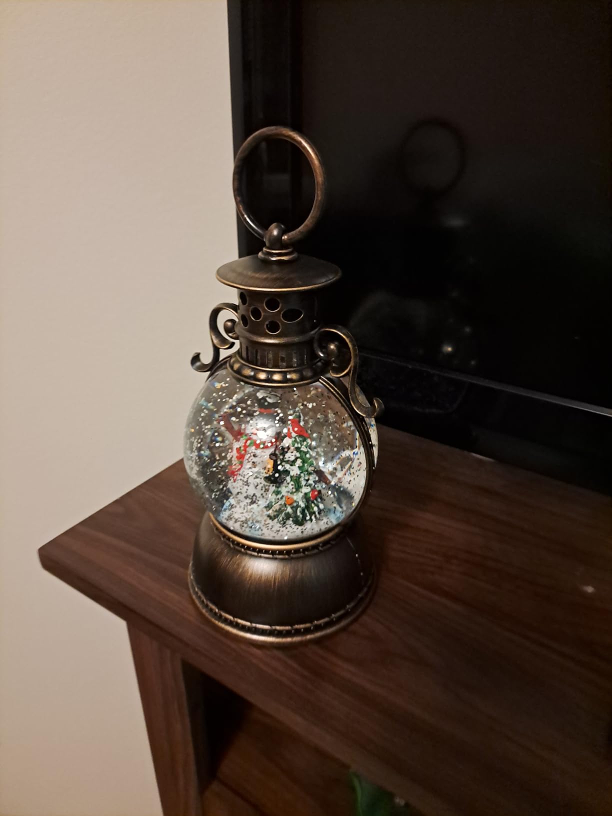 DGSCAK Christmas Snow Globe Lantern - Musical Vintage Carriage Christmas Decor with 8 Songs & 6H Timer, USB/Battery Operated Glittering Water Snow Globes for Holiday Table Centerpiece, Xmas Gifts customer photo 1
