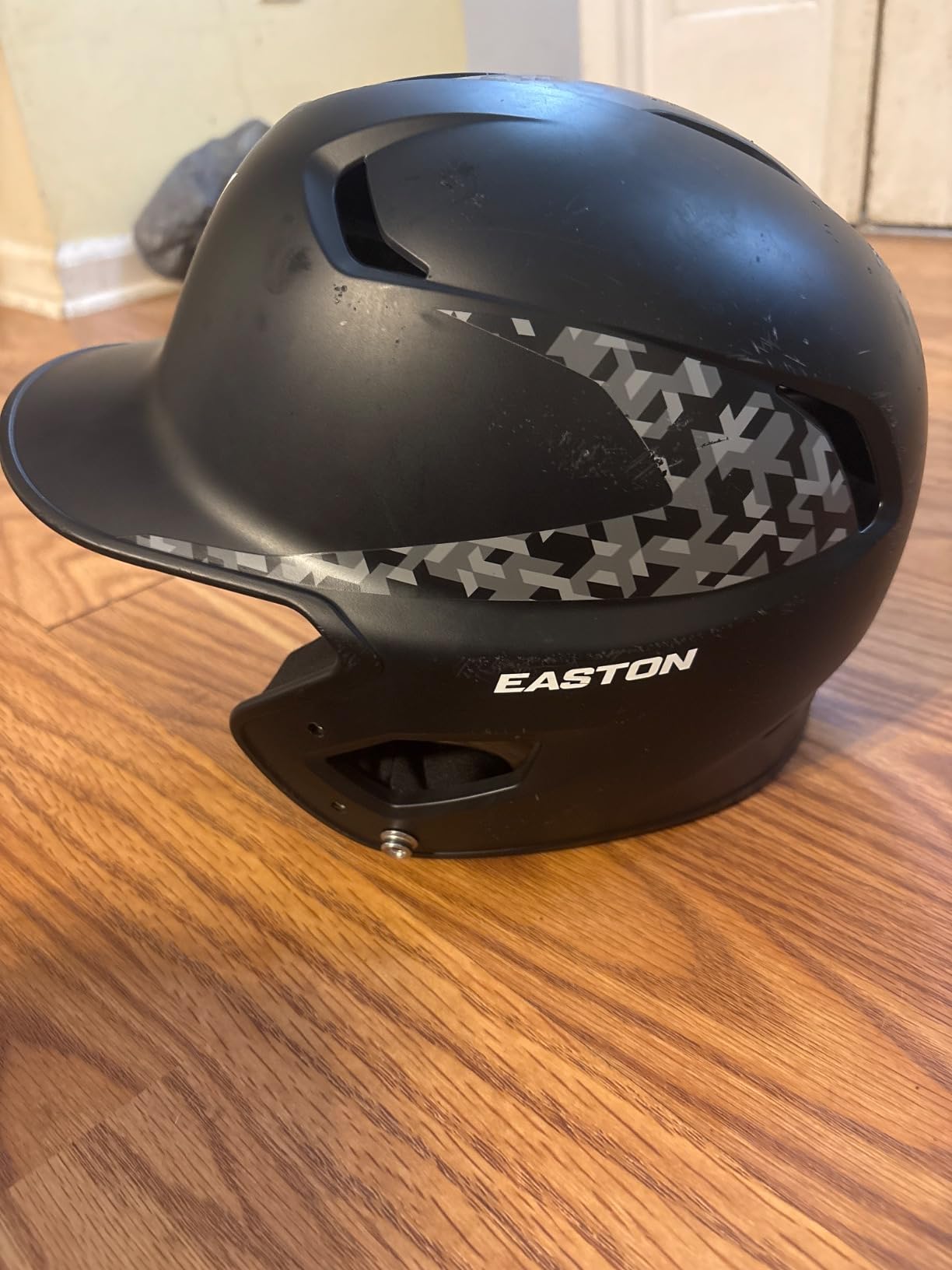 Easton | MOJO Baseball Batting Helmet | JR/SR Size | Matte | Multiple Colors customer photo 1