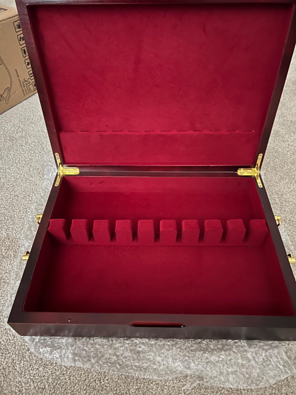GENRICE Wooden Silverware Chest without Silverware, Silverware Box Storage for Silver, Silverware Case with Handle and Felt Lined, Flatware Chest for 12 sets of Utensils customer photo 1