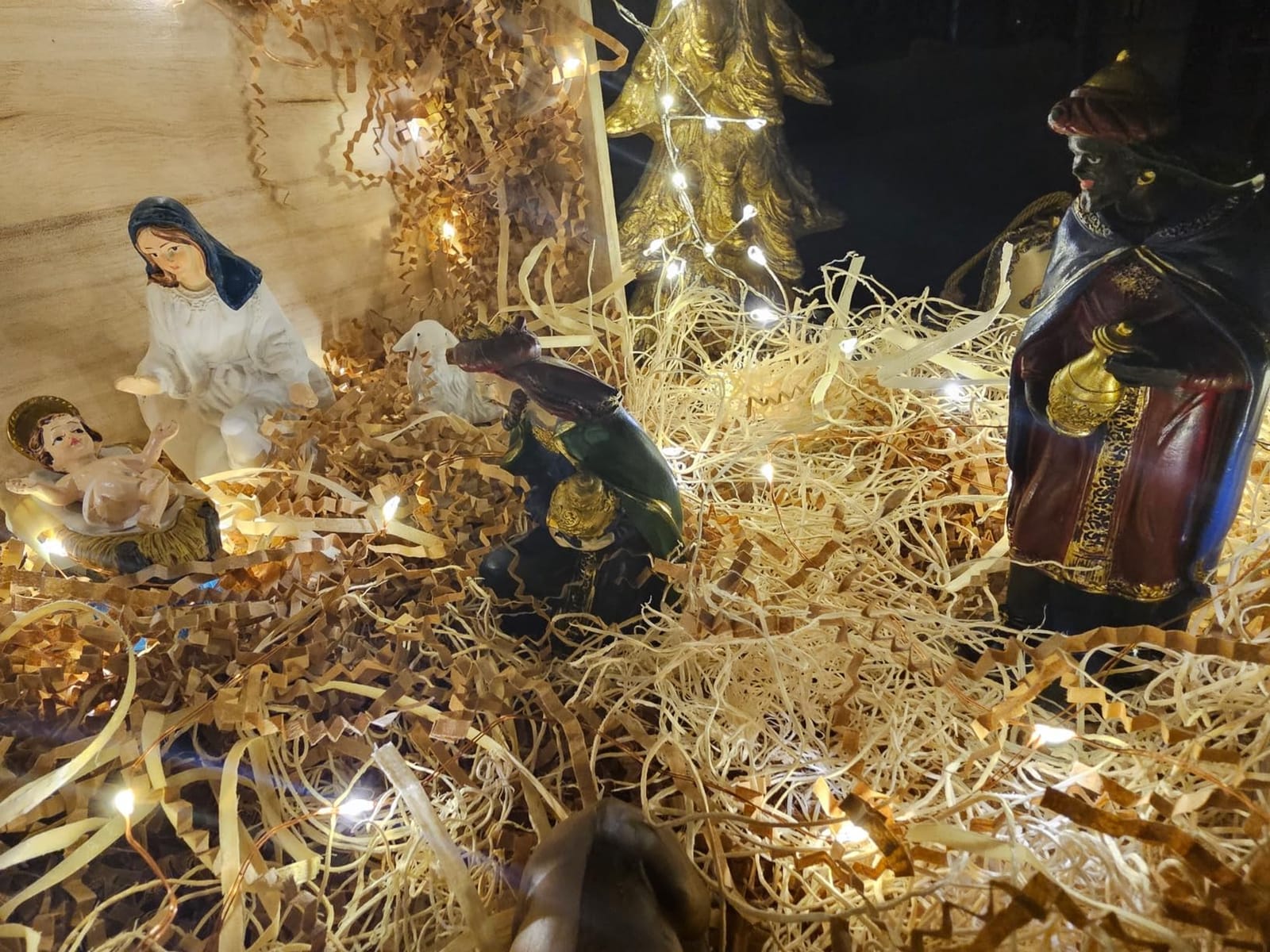 BESBLEE Nativity Sets for Christmas Indoor Set of 13 Pieces 3.9 Inches | Tabletop Holidays Home Decor Classic Nativity Scene Resin Figurines Set Religious Decorations Collection Gifts fot all customer photo 1
