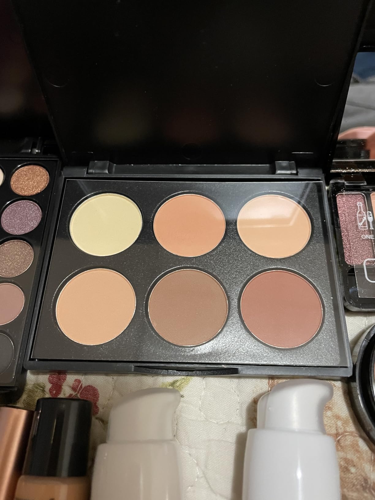 Makeup Set for Women Full Kit Includes, eyeshadow、 liquidfoundation,Loose powder,Eyebrow pencil,Lipstick Eye Pencil Makeup BrushesMakeup practice board 4-color lip gloss set customer photo 1