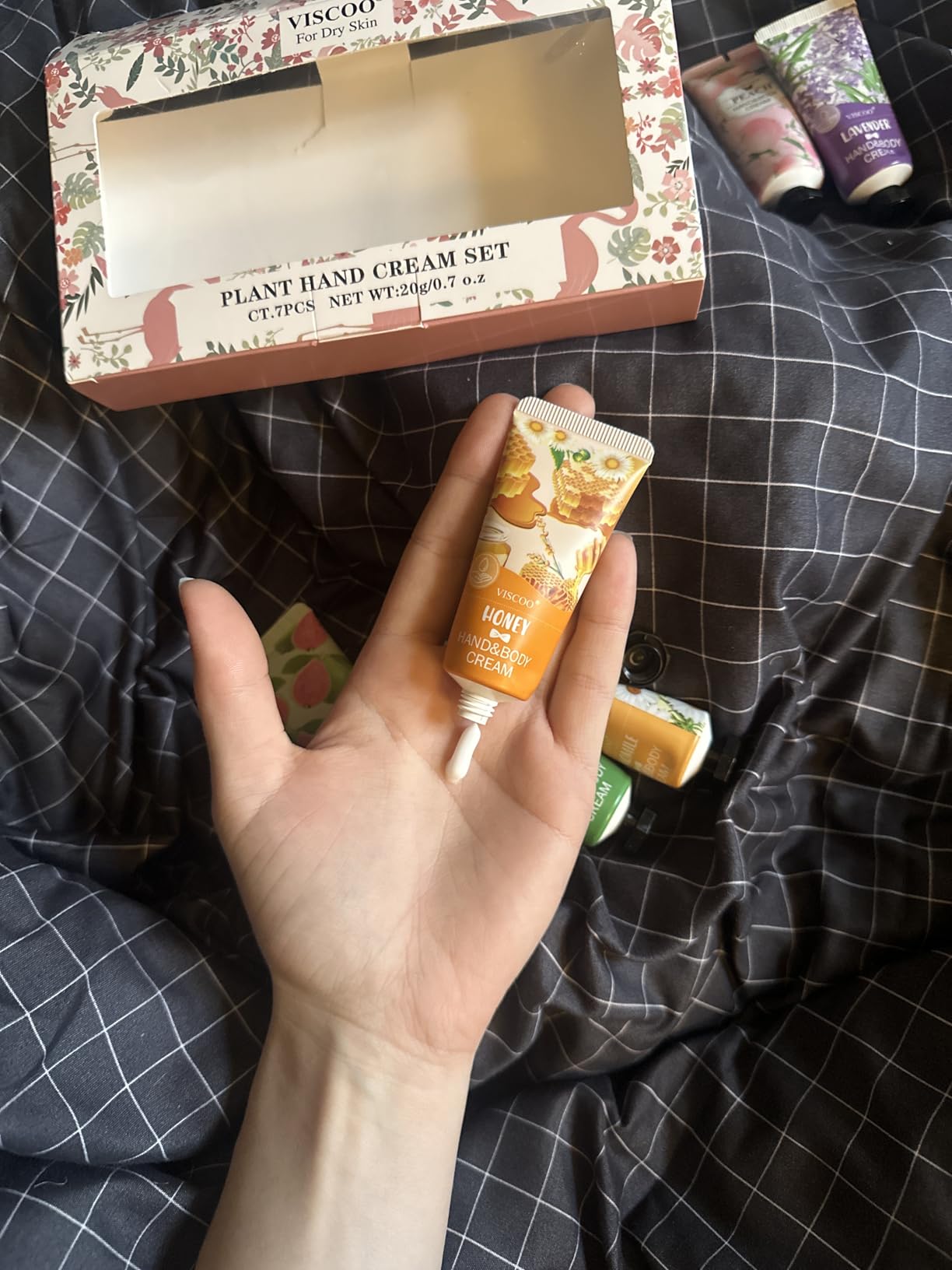 VISCOO 7 Pack Hand Cream Gifts Set for Women, Teacher Appreciation Gift customer photo 2