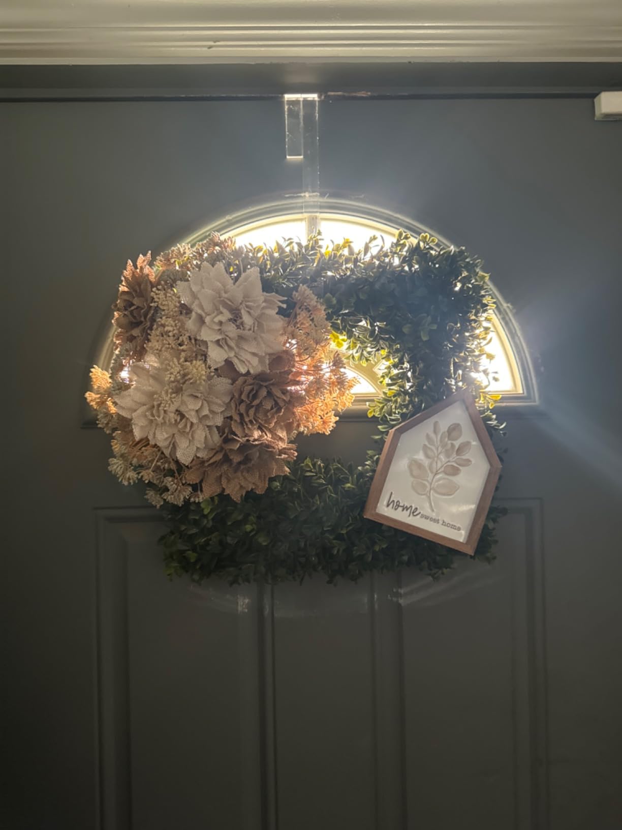 Pure Garden Set of 2 Wreaths - 16.5-Inch Square Artificial Boxwood Spring, Summer, Winter, or Fall Wreaths - Outdoor/Indoor Decor for Front Door customer photo 2