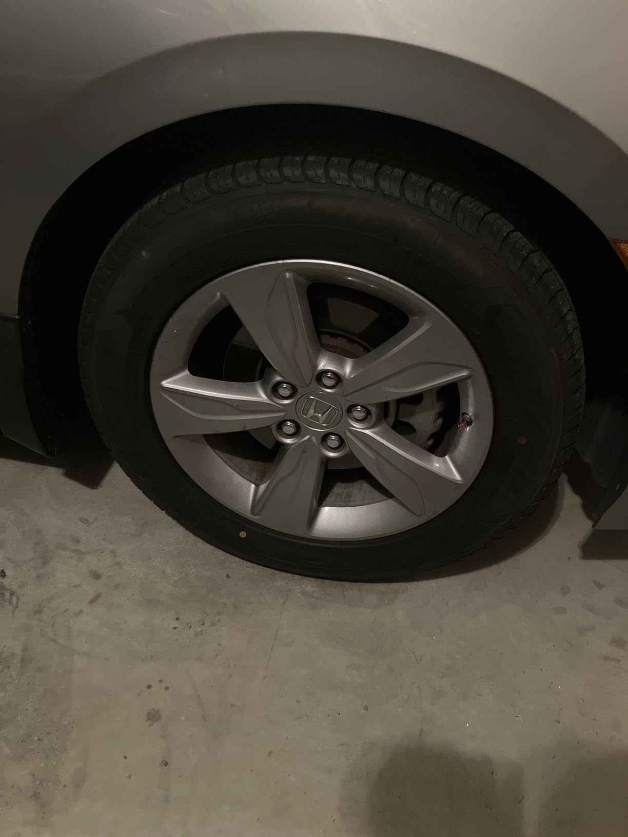 ATTURO AZ600 All-Season Touring Tire, 225/60R18 100H customer photo 2