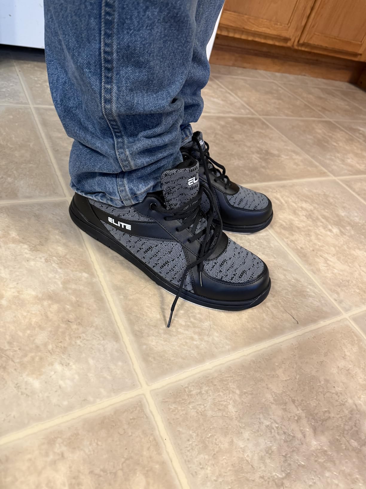 ELITE Pinnacle Men’s Bowling Shoes | Includes Universal Sliding Soles | Left or Right-Handed Men’s Bowling Shoes | Great for Bowling Practice and League Games customer photo 2