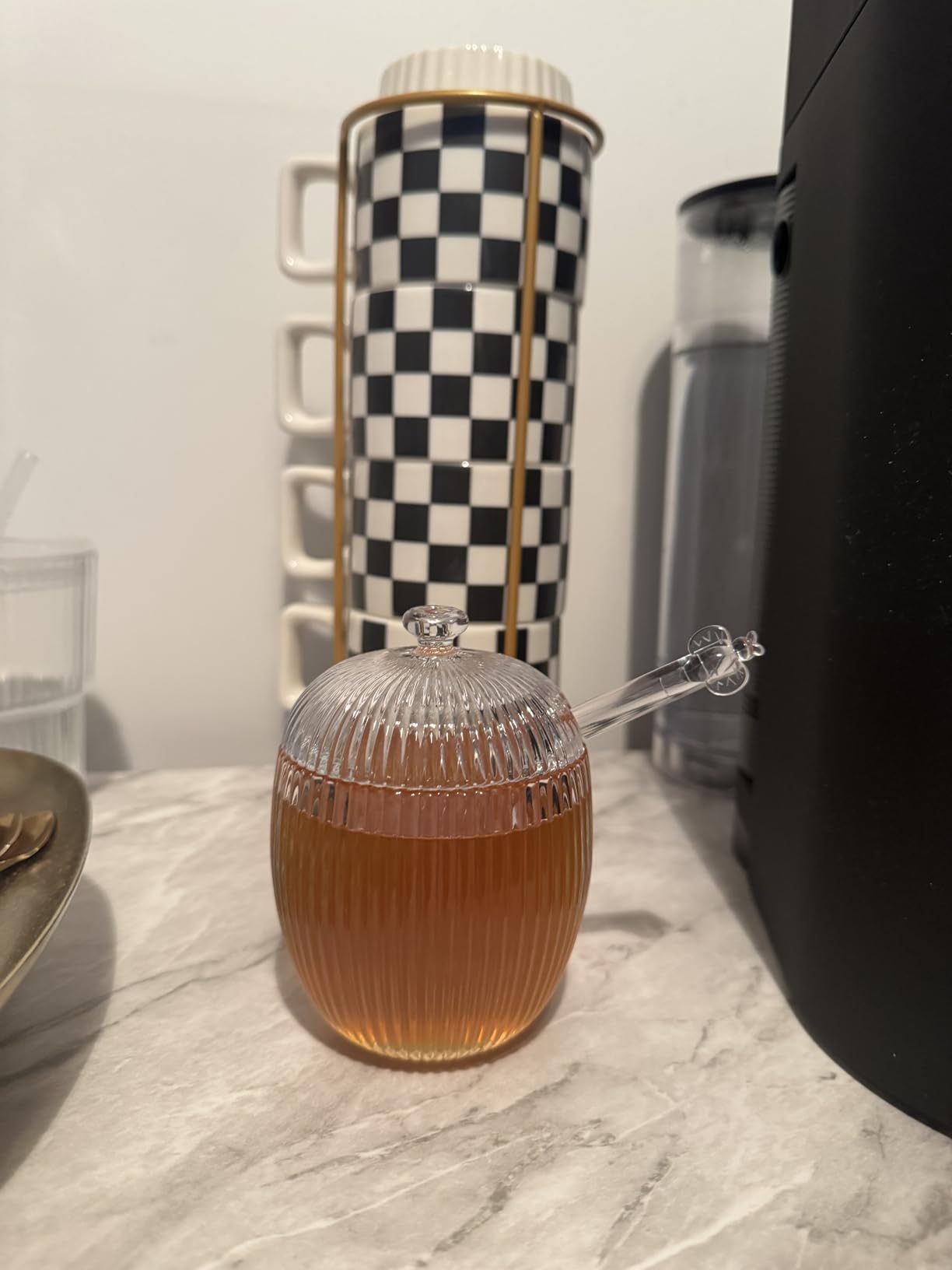 Loscarol Honey Jar with Dipper and Lid, 8 oz Glass Honey Pot Dispenser | with 2 Dippers Sticks Set, Honey Containers for Kitchen, Home, Syrup Storage customer photo 1
