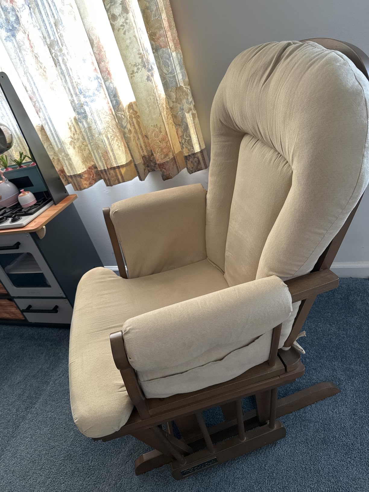 Child Craft Cozy Glider Rocker and Ottoman Set, Smooth Quiet Gliding Motion, Padded Cushion with Convenient Storage Pockets, Solid Wood Base & Frame (Matte White with Gray Cushion) customer photo 2