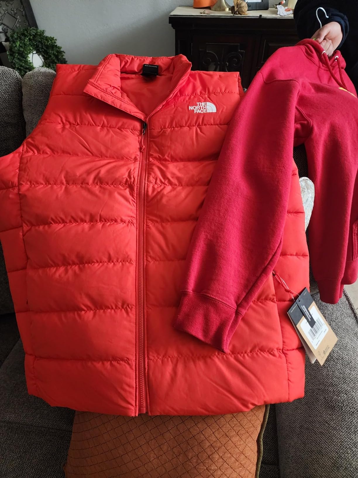 THE NORTH FACE Men's Aconcagua 3 Insulated Vest | Wind Resistant, Water Repellent, 600 Fill Waterfowl Down Insulation customer photo 1