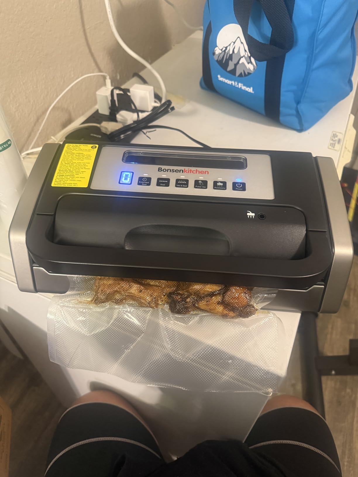 Bonsenkitchen Vacuum Sealer with Easy Handle Design,1 Bag Roll & 10 Bags customer photo 1
