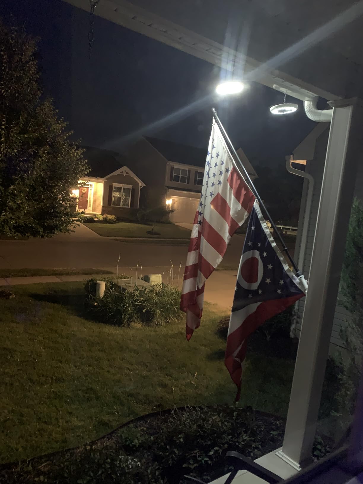 Solar Flag Pole Light, 160 LED Ultra Bright, 3000Lm Brightness, 18H Runtime | 4000mAh Battery, 2 Lighting Modes, Dusk to Dawn, Fit 15-30 Ft Poles, Outdoor IP65 Waterproof, 100% Coverage, White customer photo 1