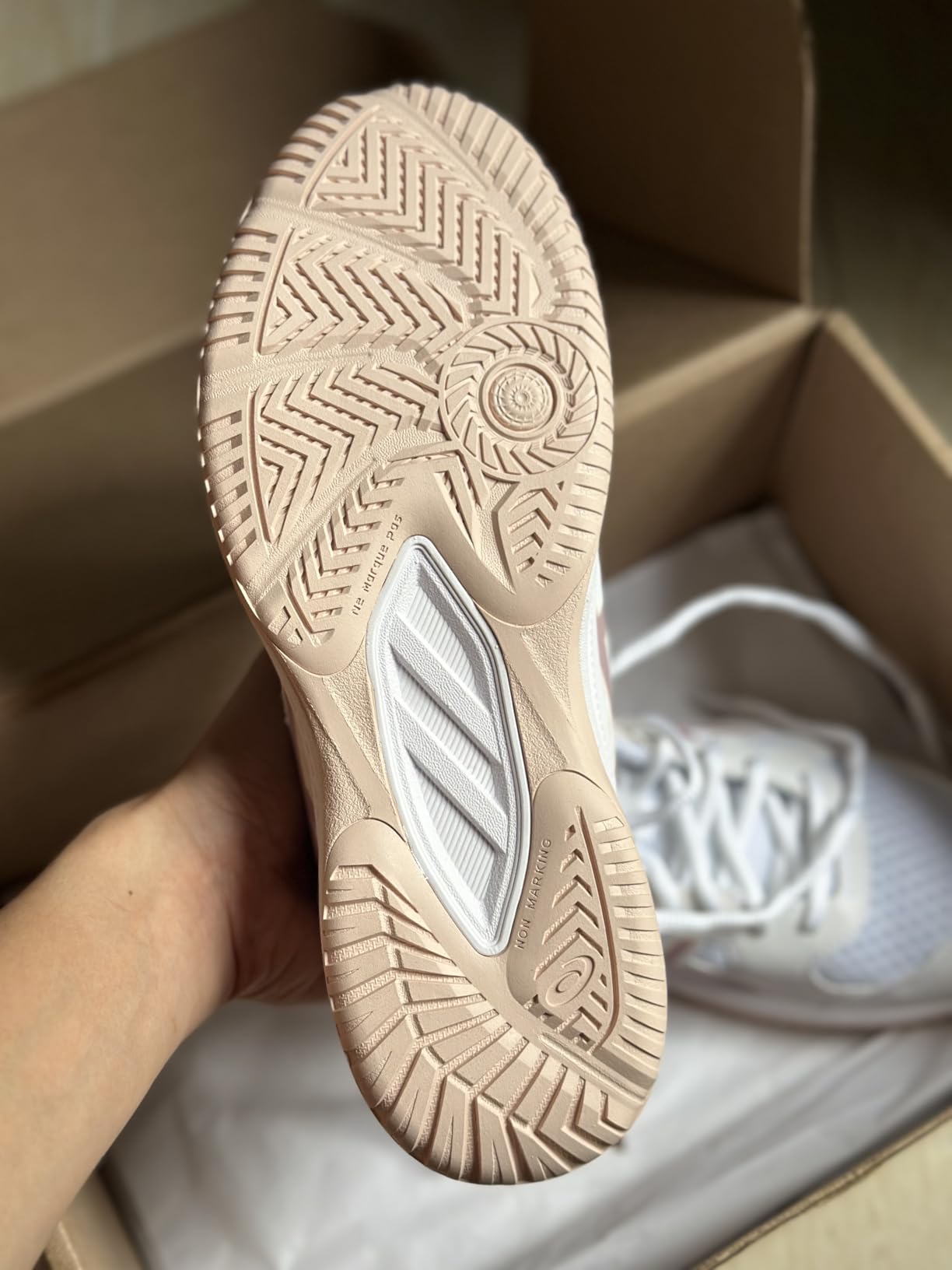 ASICS Women's Upcourt 6 Volleyball Shoes customer photo 1