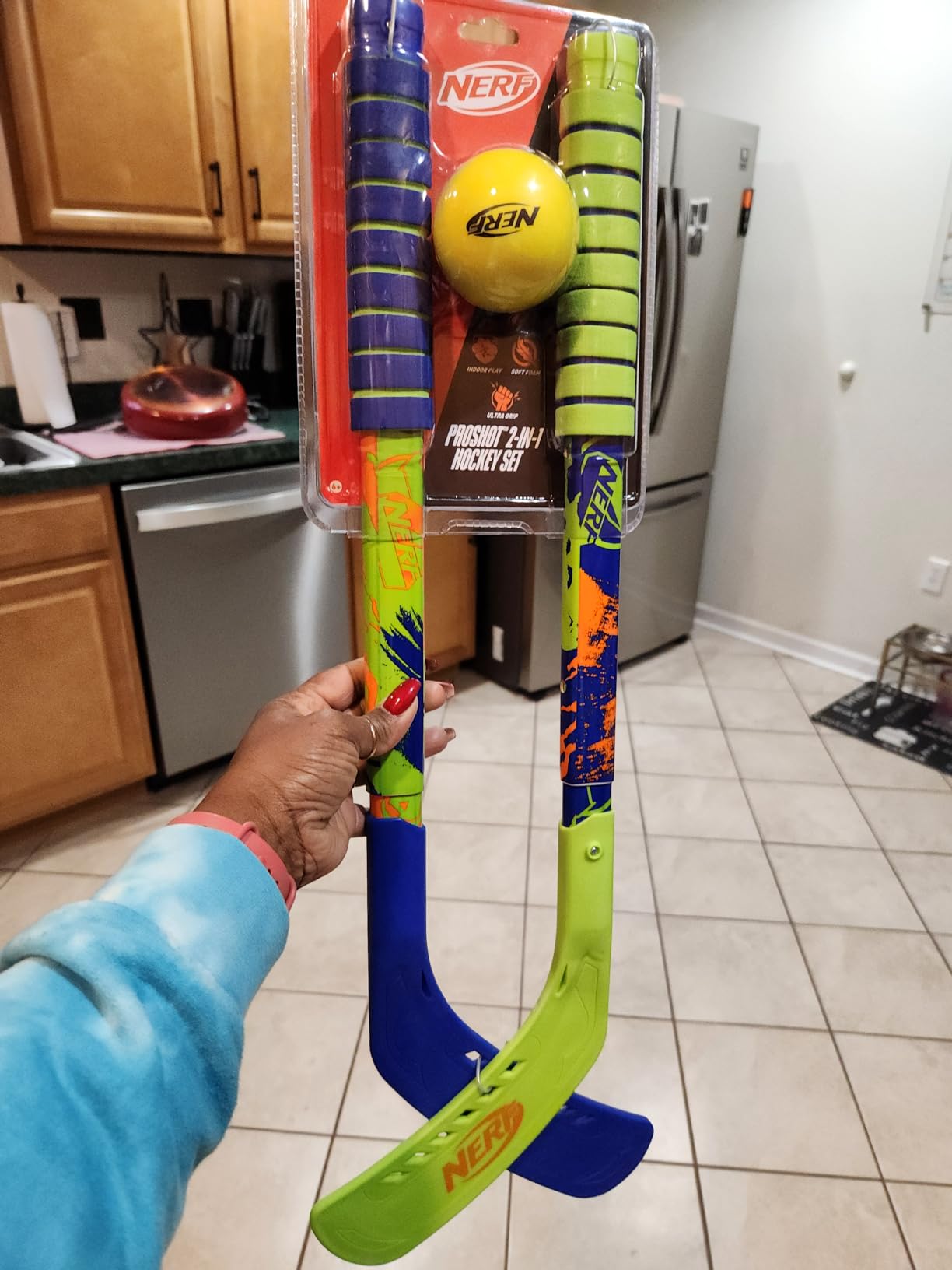 NERF Proshot Hockey Sticks + Ball Set - Knee + Floor Play - 2 Player customer photo 1