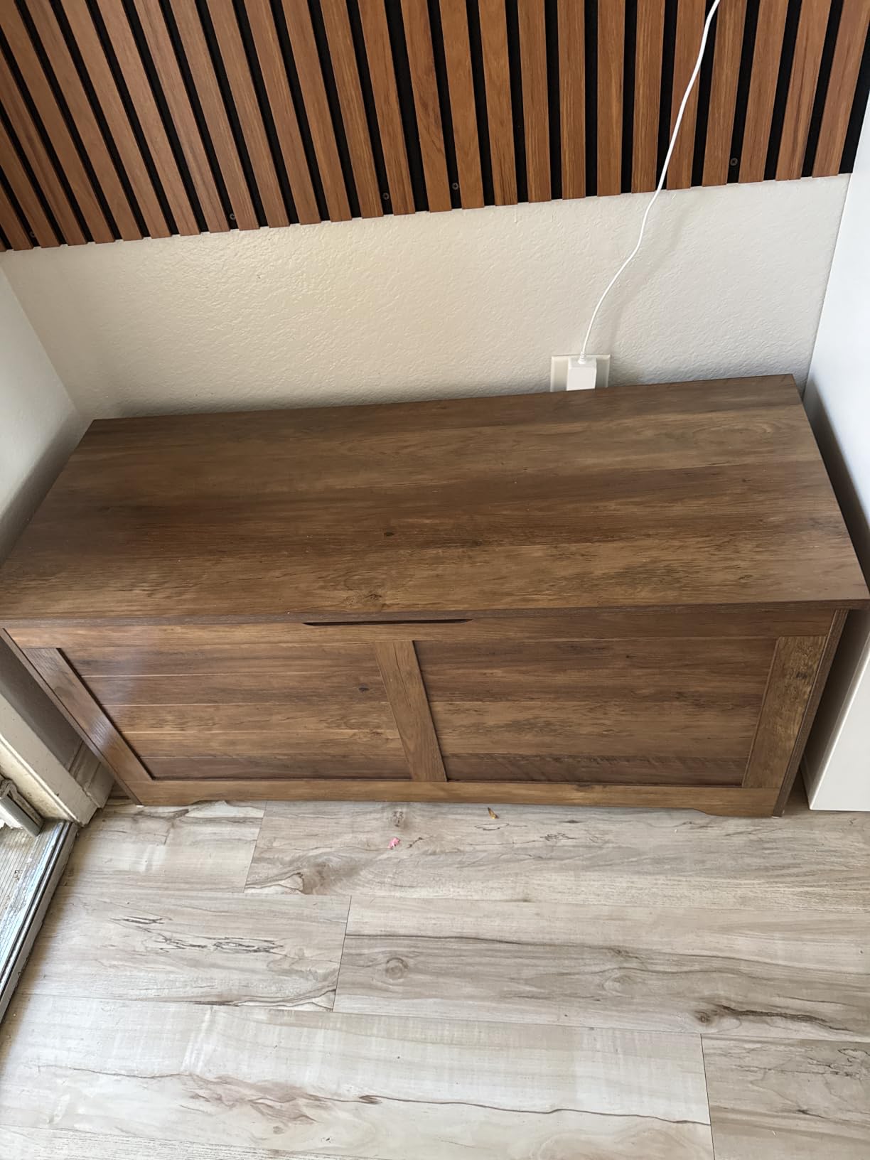 VASAGLE Storage Chest, 39.4 Inches Width Bench with 2 Safety Hinges customer photo 1
