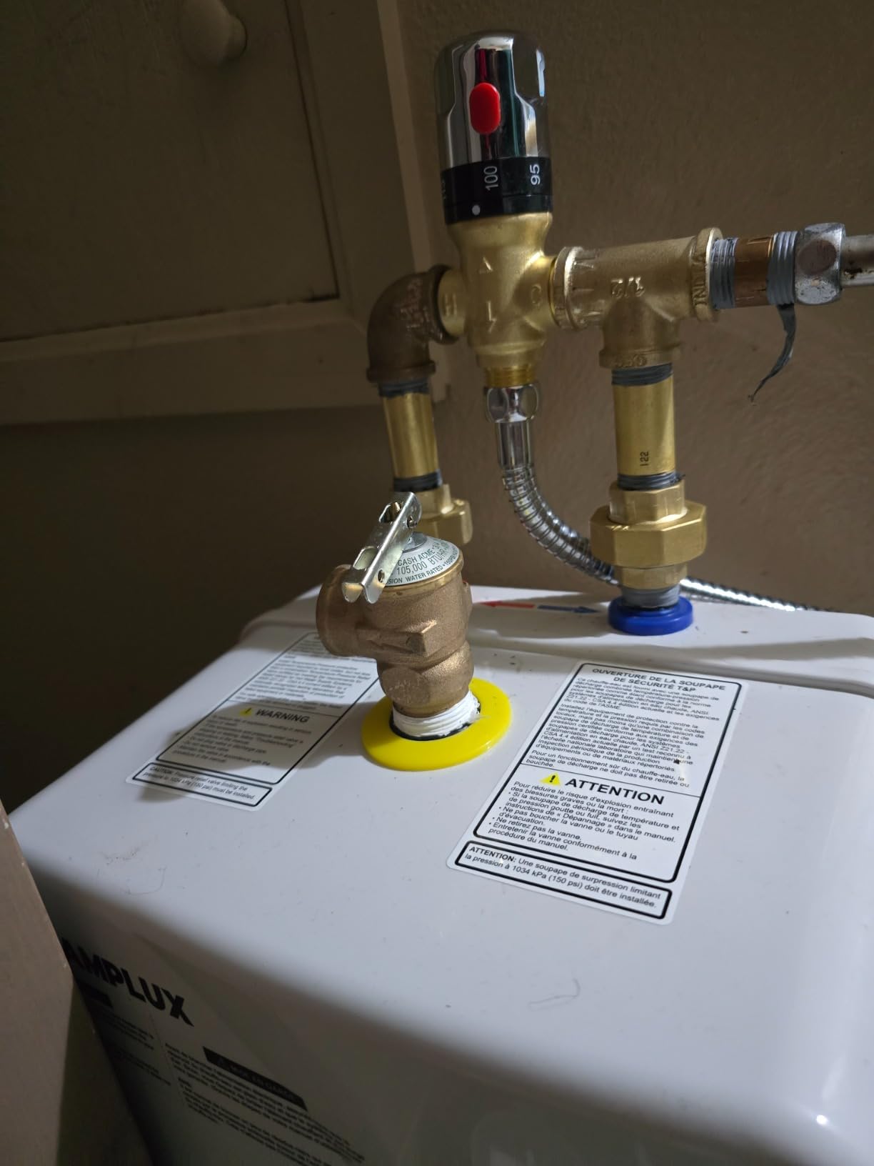 CAMPLUX Tank Water Heater Electric,10 Gallon Point of Use Hot Water Heater (ME100B) 120V 1500W, Easier Using with Adjustable Thermostat, Save Time, UL Listed customer photo 1