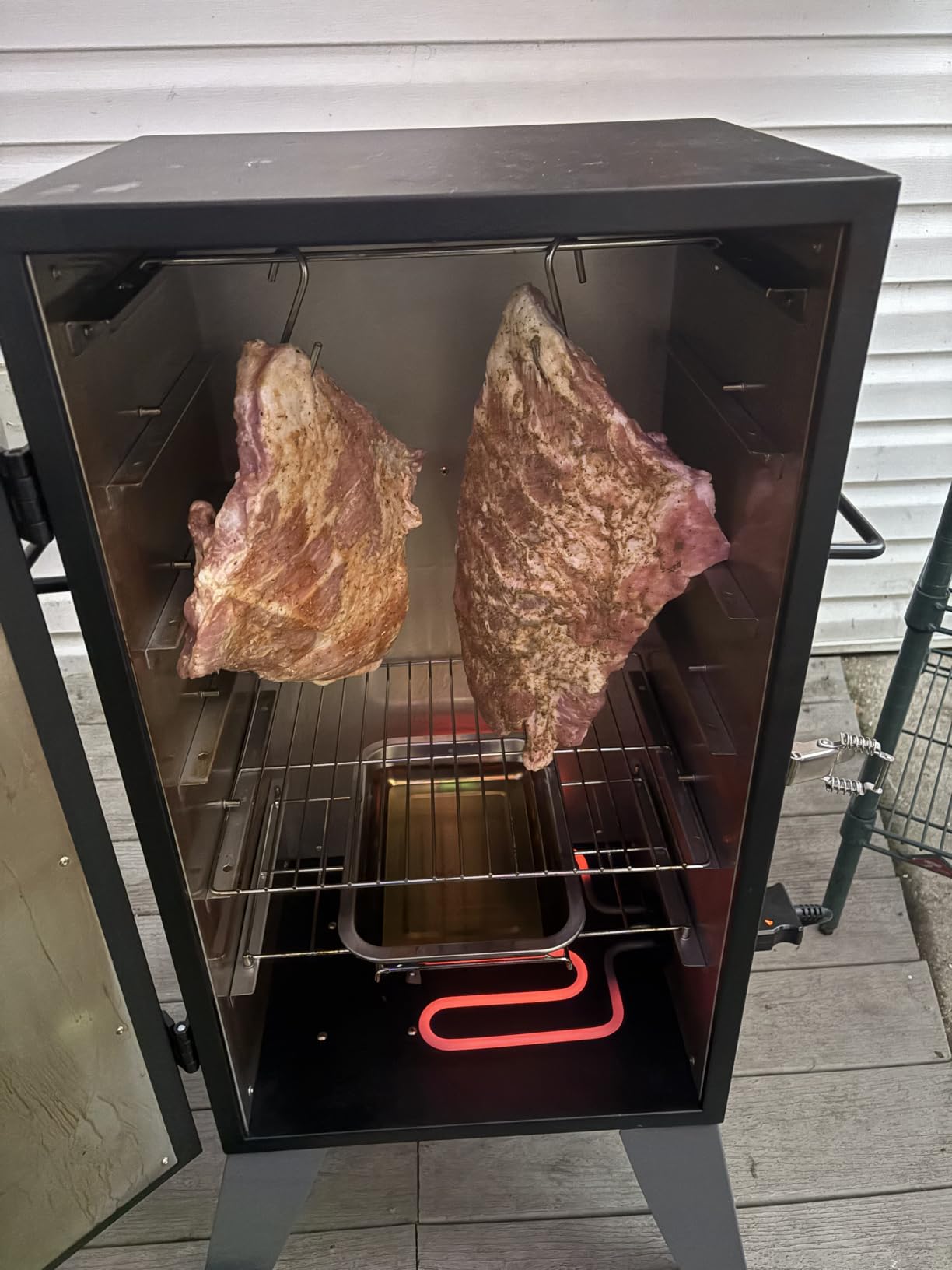 Royal Gourmet SE2805 28-Inch Analog Electric Smoker with 3 Cooking Grates customer photo 1