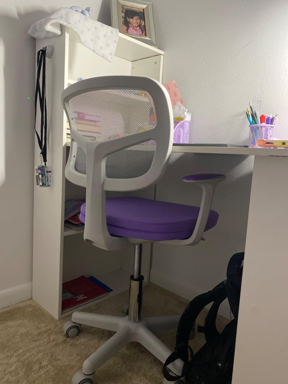 HONEY JOY Kids Desk Chair, Height Adjustable Children Study Chair, Swivel Mesh Task Student Chair, Universal Casters, Child Computer Desk Chair for Boys Girls Age 3-10 (Gray) customer photo 2