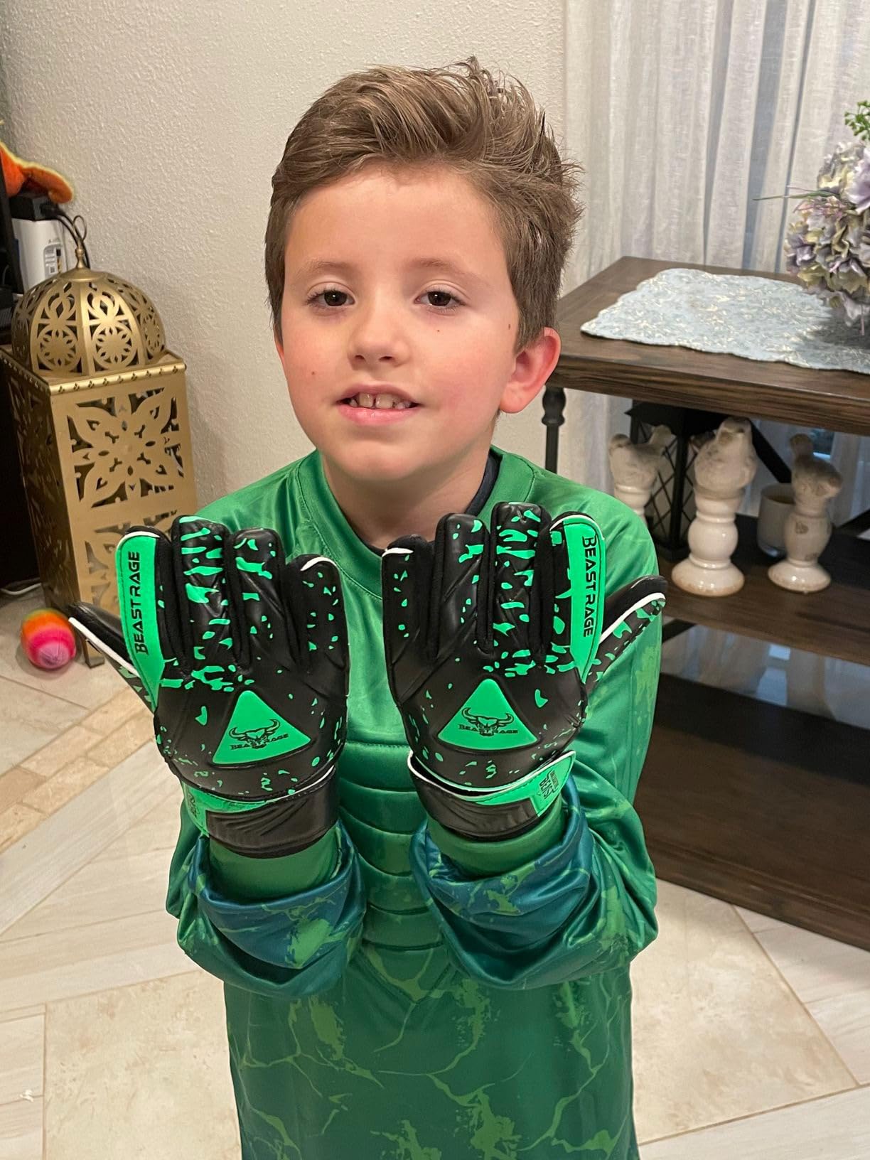 BEAST RAGE Goalkeeper Gloves for Kids Support Grip Youth Football Glove Kid Junior Soccer Glove for Kid 6-15 Men Adult Boys Football Gloves customer photo 1