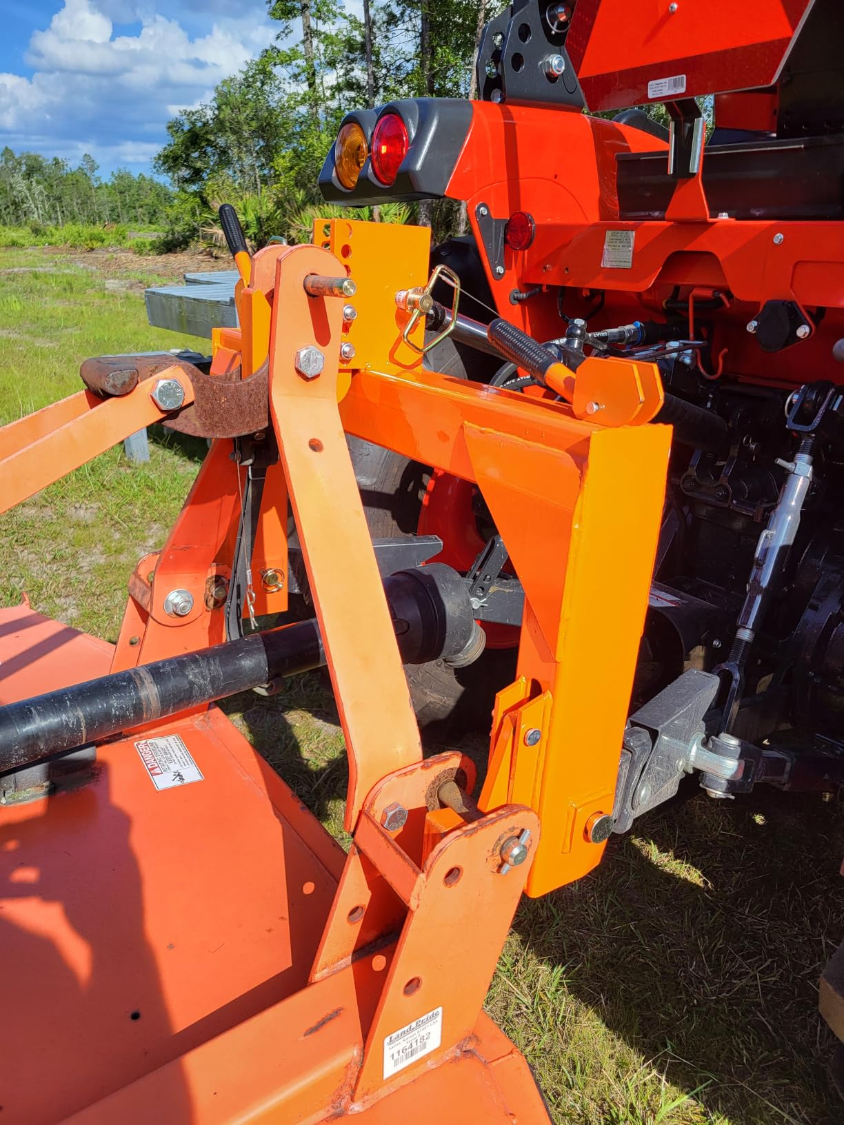 3 Point Quick Hitch 3000 lbs Adaptation to Category 1 & 2 Tractor customer photo 2
