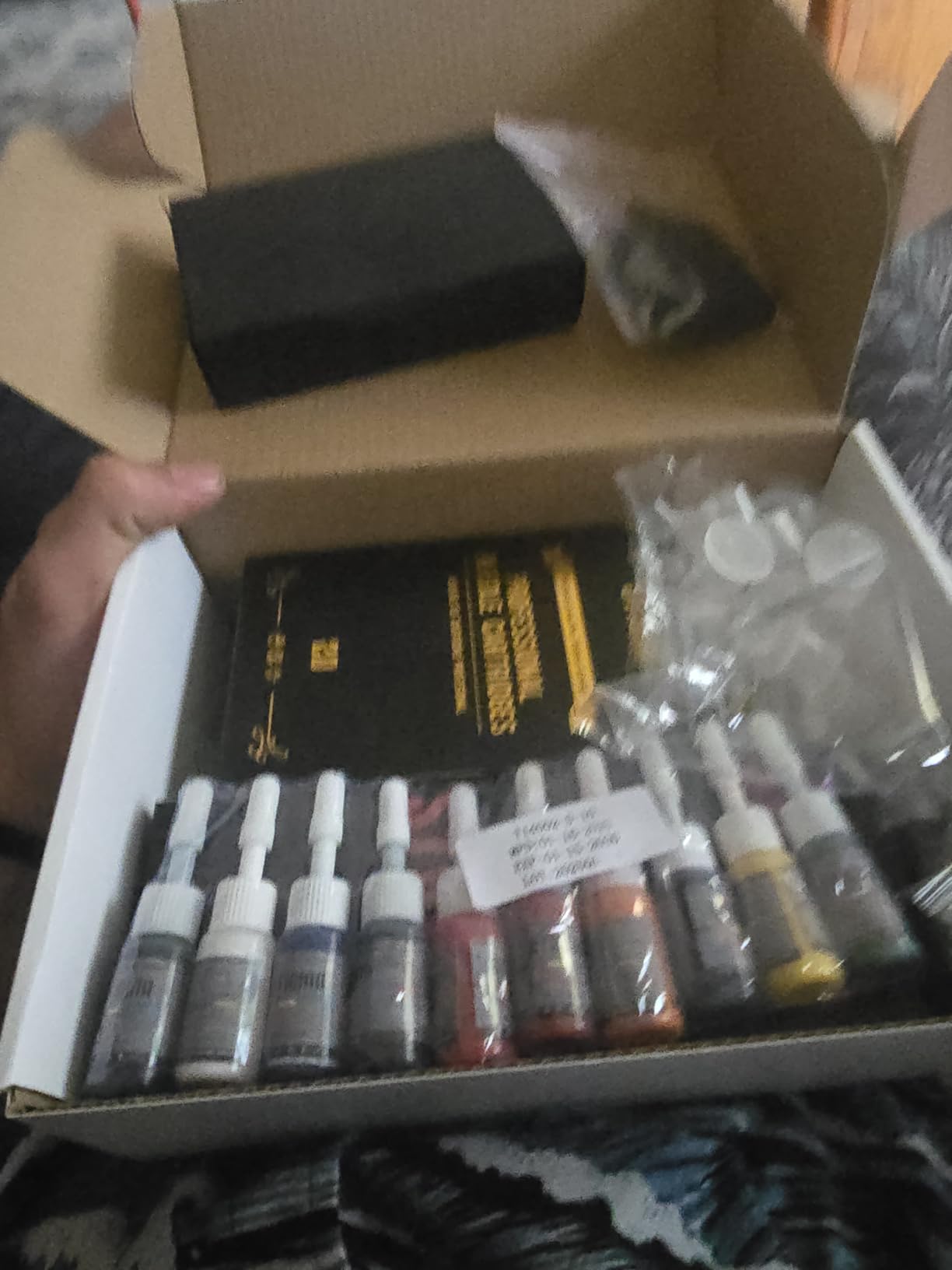 STIGMA Complete Wireless Tattoo Gun Kit, Tattoo Pen Machine with 2 Batteries, 20 Cartridge Needles, 10 Colors Ink, Practice Skin, Full Tattoo Supplies for Beginners & Artists STP35TI4002-9 customer photo 2