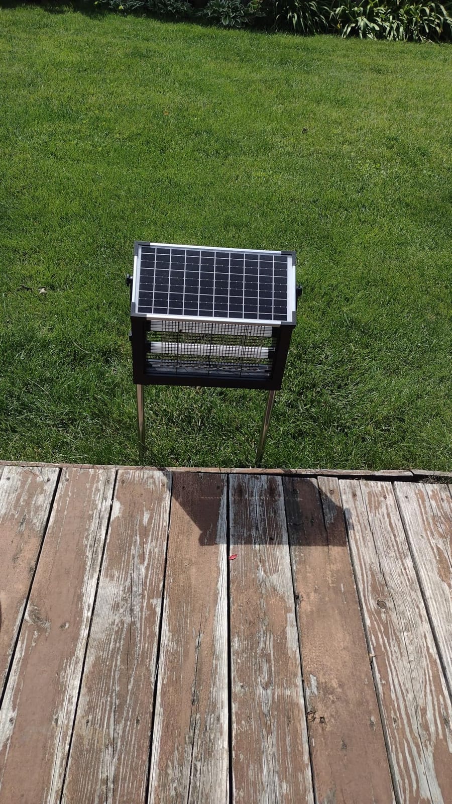 Solar Bug Zapper Outdoor, 4500V Solar Mosquito Zapper Outdoor Waterproof, 1/2 Acre Coverage Rechargeable Electric Fly Zapper, Cordless Portable Mosquito Traps for Backyard, Patio, Camping, Indoor customer photo 2