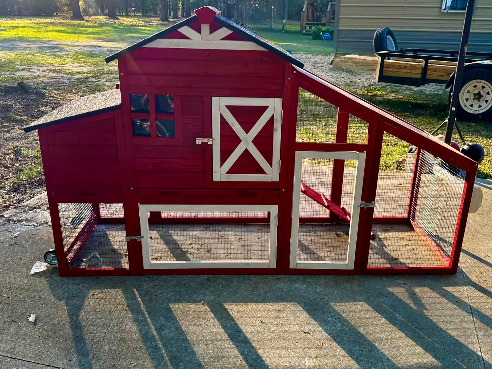 Chicken Coop with Wheels Wooden Outdoor Chicken House Easy Cleaning with Nesting Box, Deeper Leakproof Pull-Out Tray and UV Proof Panel Roof - Reinforced Version customer photo 2