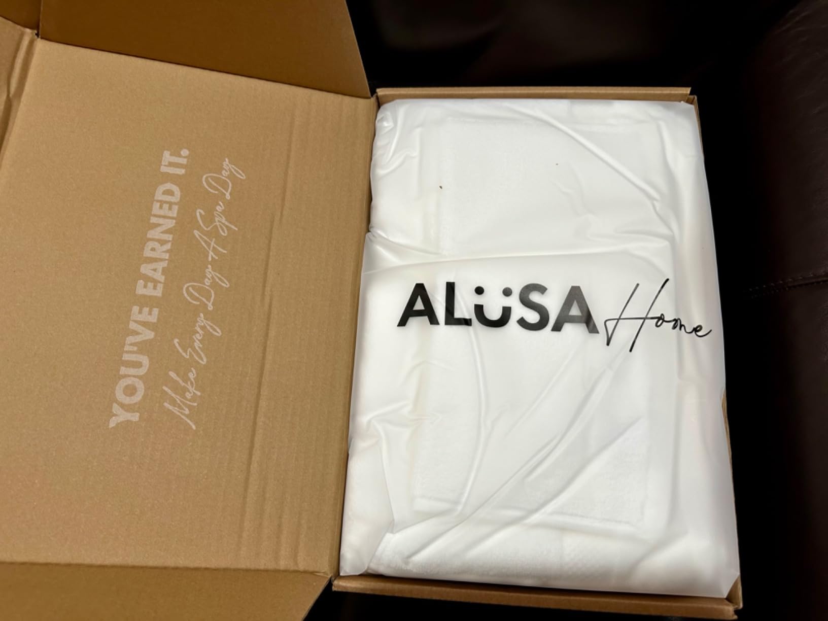 Alusa Home 100% Organic Zero-Twist Cotton Towels - GOTS Certified Luxury Bath Towels - Ultra Soft & Plush 700GSM Long-Staple Cotton - 6 Piece Towel Set (White) customer photo 2