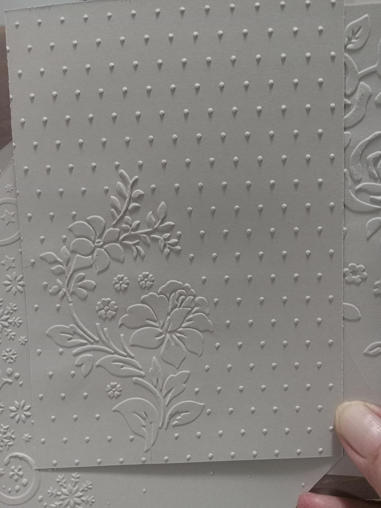 CraftGenes 6 Inch Manual Die Cutting and Embossing Machine for Card Making customer photo 2