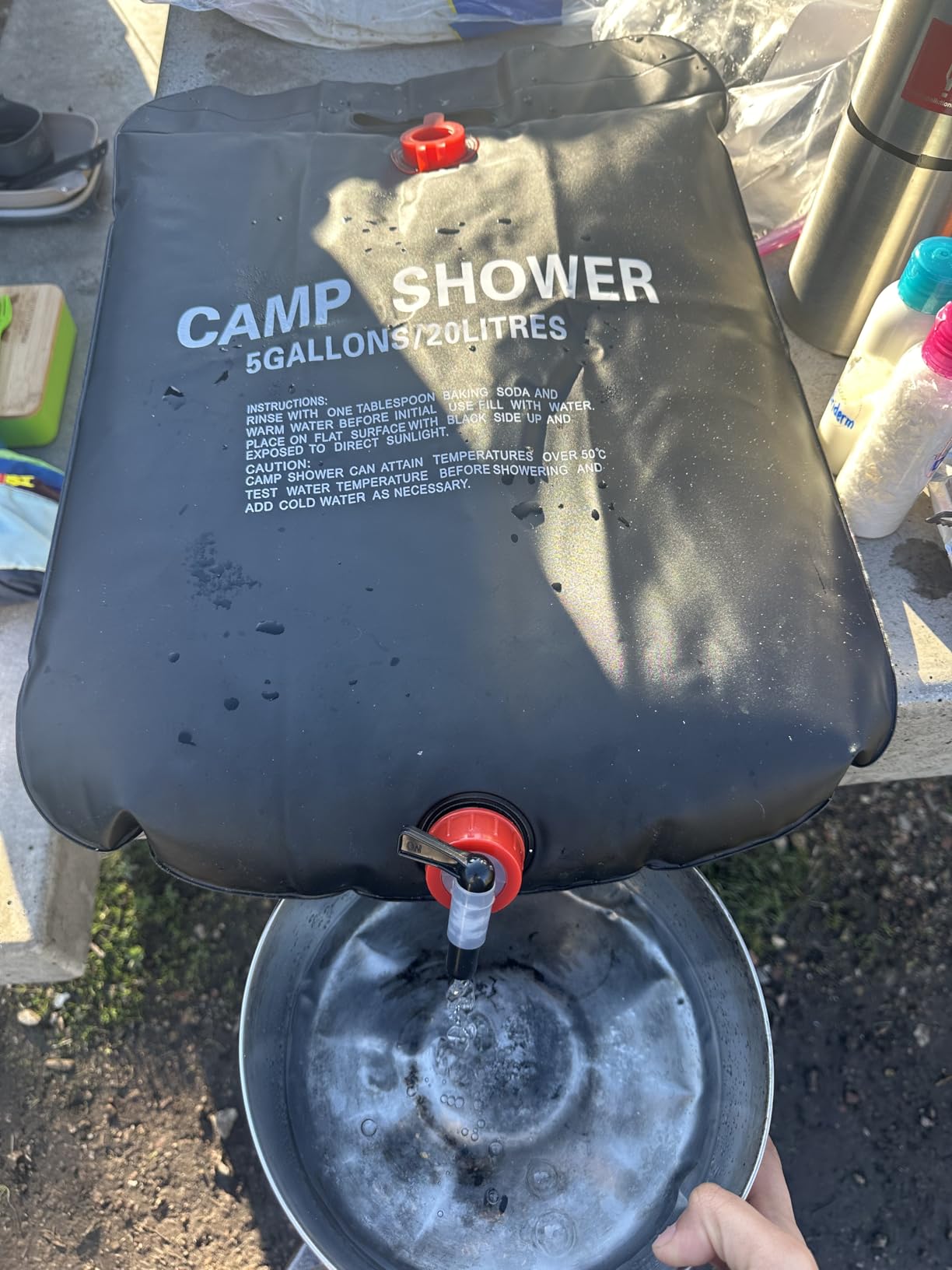 Solar Camping Shower Bag 1/2set and1+ Set 5 Gallon Portable Camping Showers Bag with Adjustable Switch Removable Nozzle for Camping Hiking Beach Swimming Outdoor Activities customer photo 1