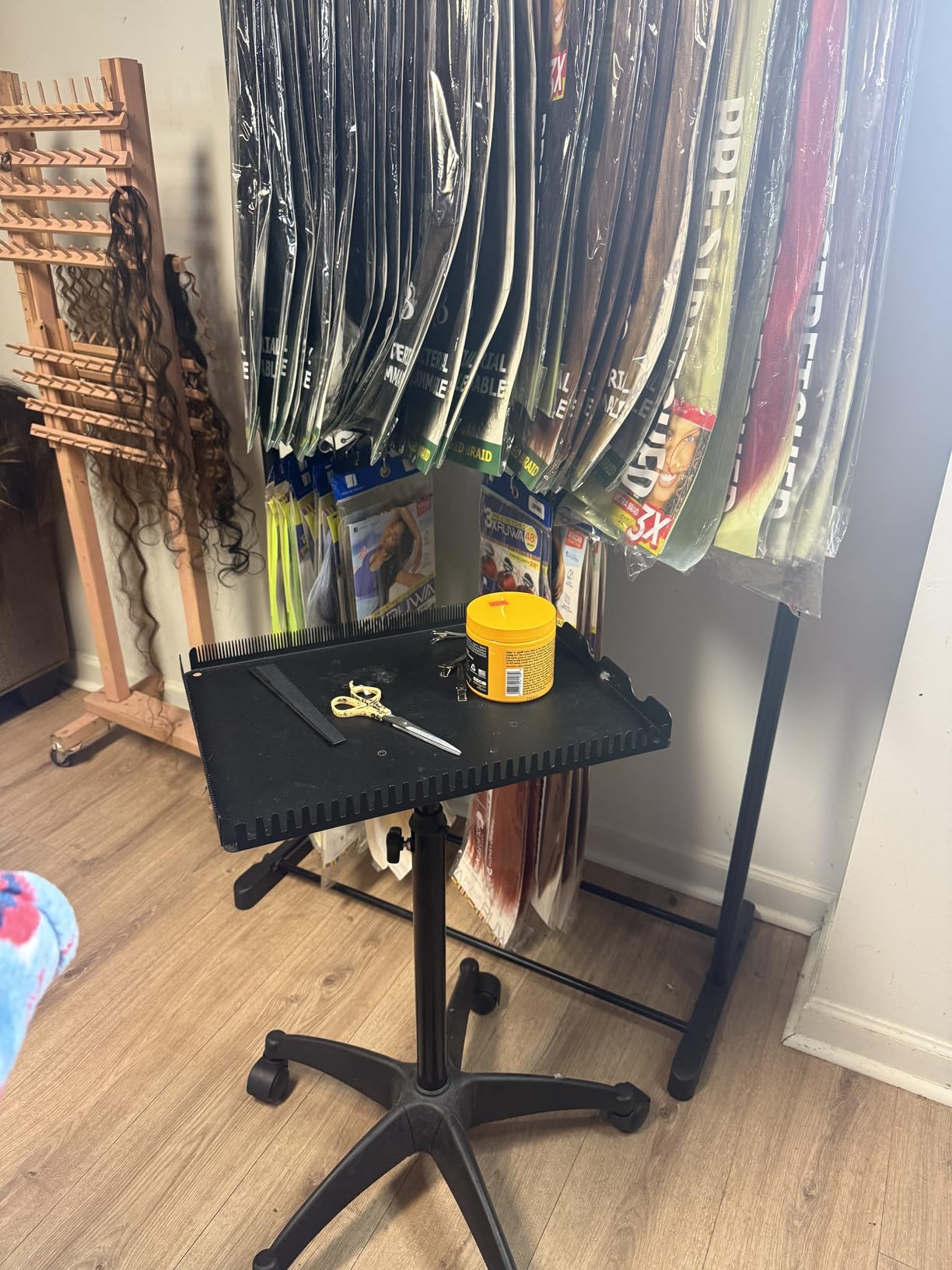 ZHOOGE Hairstylist Rolling Cart, Salon Trolley With Storage Platform and Hair Separator Stand, Coloring Tray With Dye Bowls and Tools, Black customer photo 1