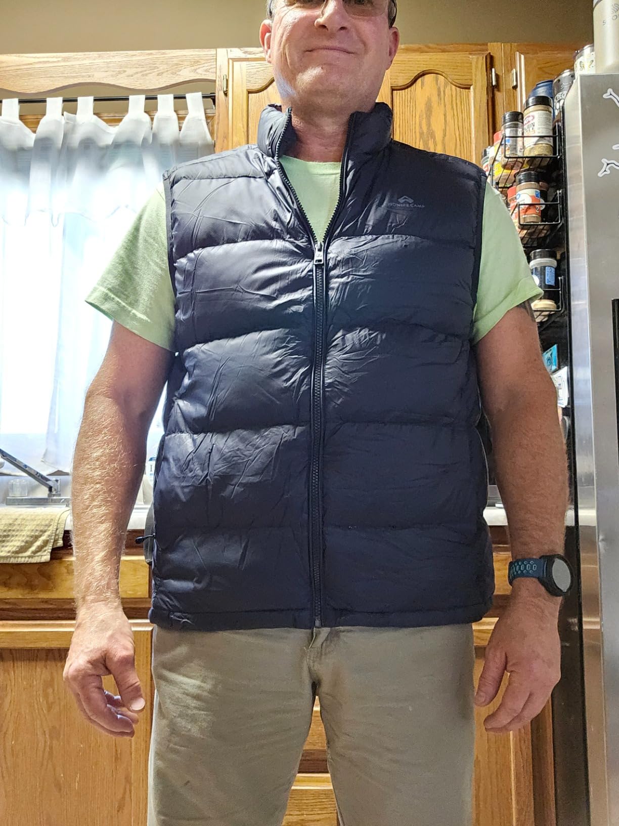 Pioneer Camp Men's Lightweight Down Vest Fill Power 700 Packable Puffer Vest Sleeveless Warm Puffy Outerwear customer photo 1