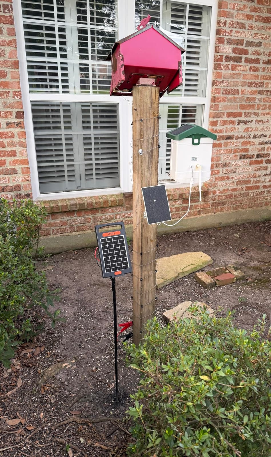 24-Hour Solar Electric Fence Charger, 0.18J, 10-Mile for Livestock customer photo 1