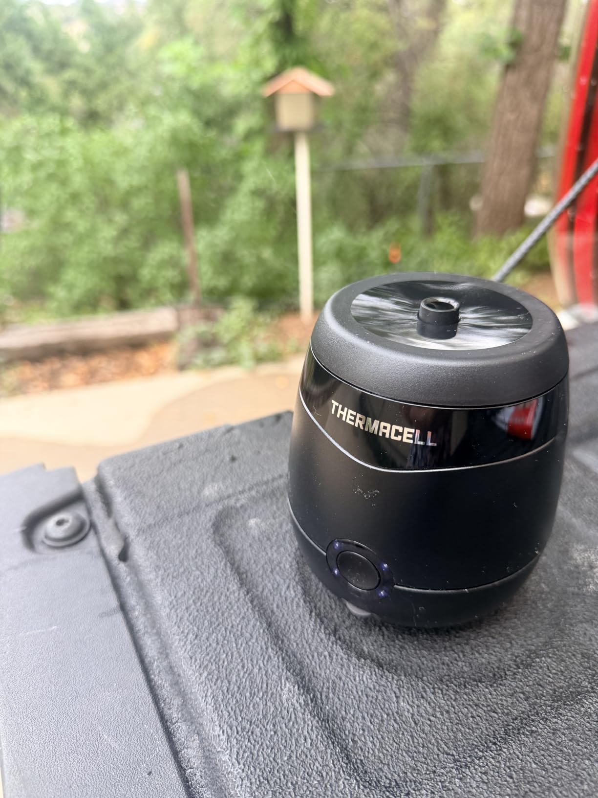 Thermacell E-ZoneGuard Patio Max Mosquito Repellent 12Hr Bat + Chrging Dock customer photo 2