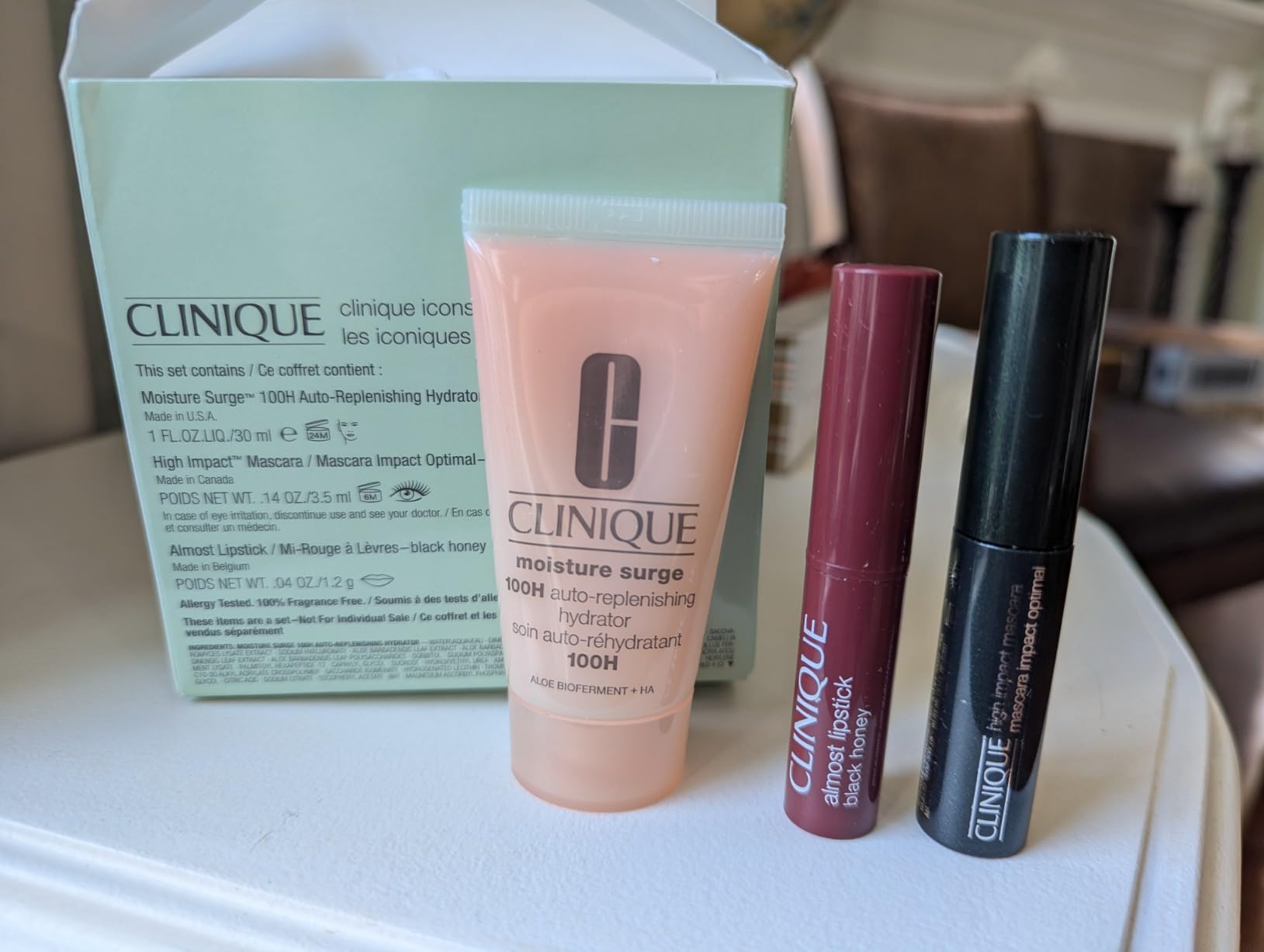 Clinique Icons Gift Set | Almost Lipstick in Black Honey | Moisture Surge 100H Moisturizer, 1 Fl Oz | High Impact Mascara | Hydrating + Glow | Includes 3 Travel Size Pieces customer photo 1