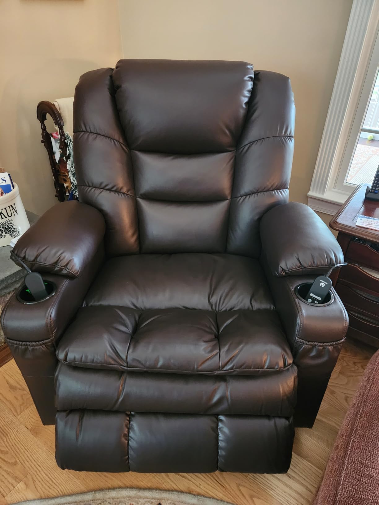MCombo 3 Motor Lay Flat Power Lift Recliner for Elderly R7635 (Large-Wide) customer photo 1