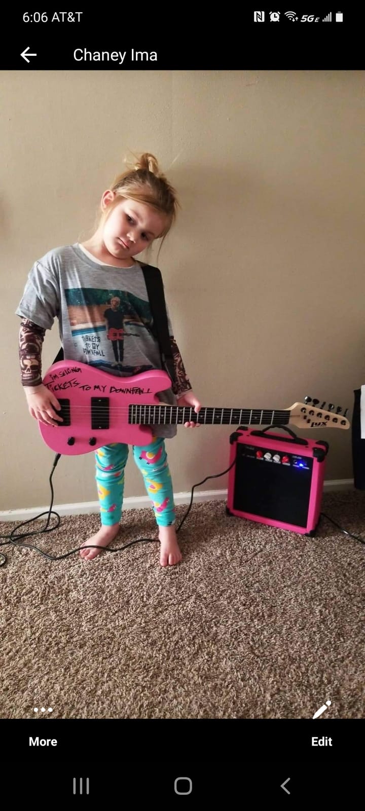 LyxPro 30 Inch Electric Guitar and Starter Kit for Kids with 3/4 Size Beginner’s Guitar, Amp, Six Strings, Two Picks, Shoulder Strap, Digital Clip On Tuner, Guitar Cable and Soft Case Gig Bag - Black customer photo 1