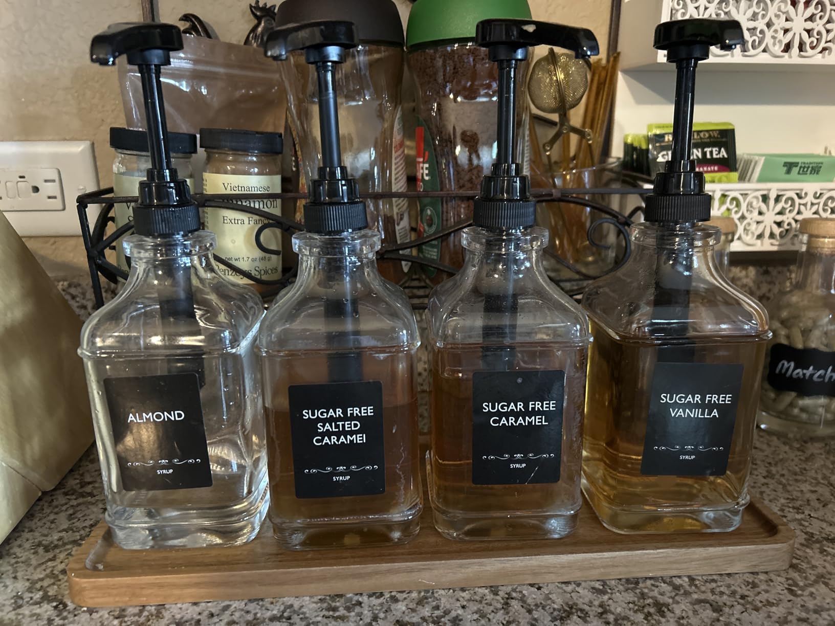Coffee Syrup Dispenser, Glass Syrup Pump Dispenser for Coffee Bar Accessories, Maple Syrup Bottles with Tray, 16.9 fl oz Simple Syrup Bottles with 1/4oz Large Capacity Gold Pump customer photo 2