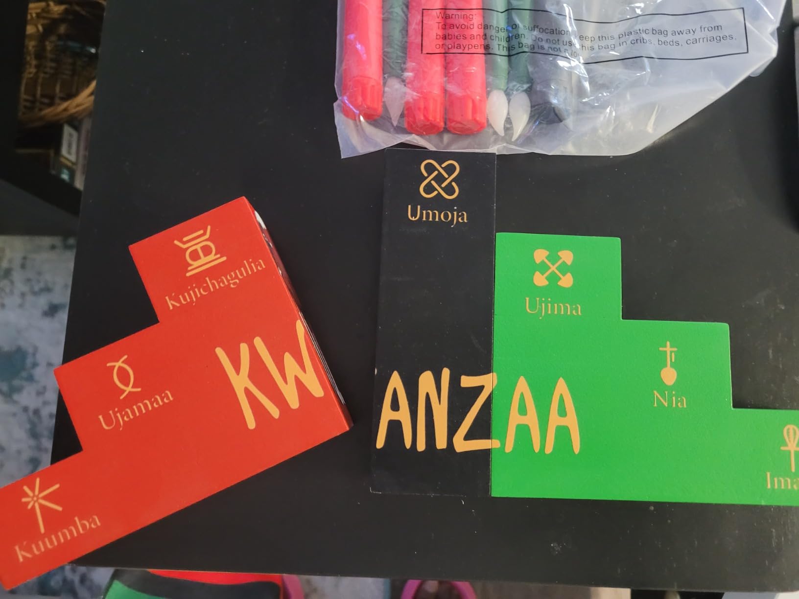 Reallnaive 9 Pcs Kwanzaa Kinara Set, 7 LED Candles Holder Mkeka Mat customer photo 2