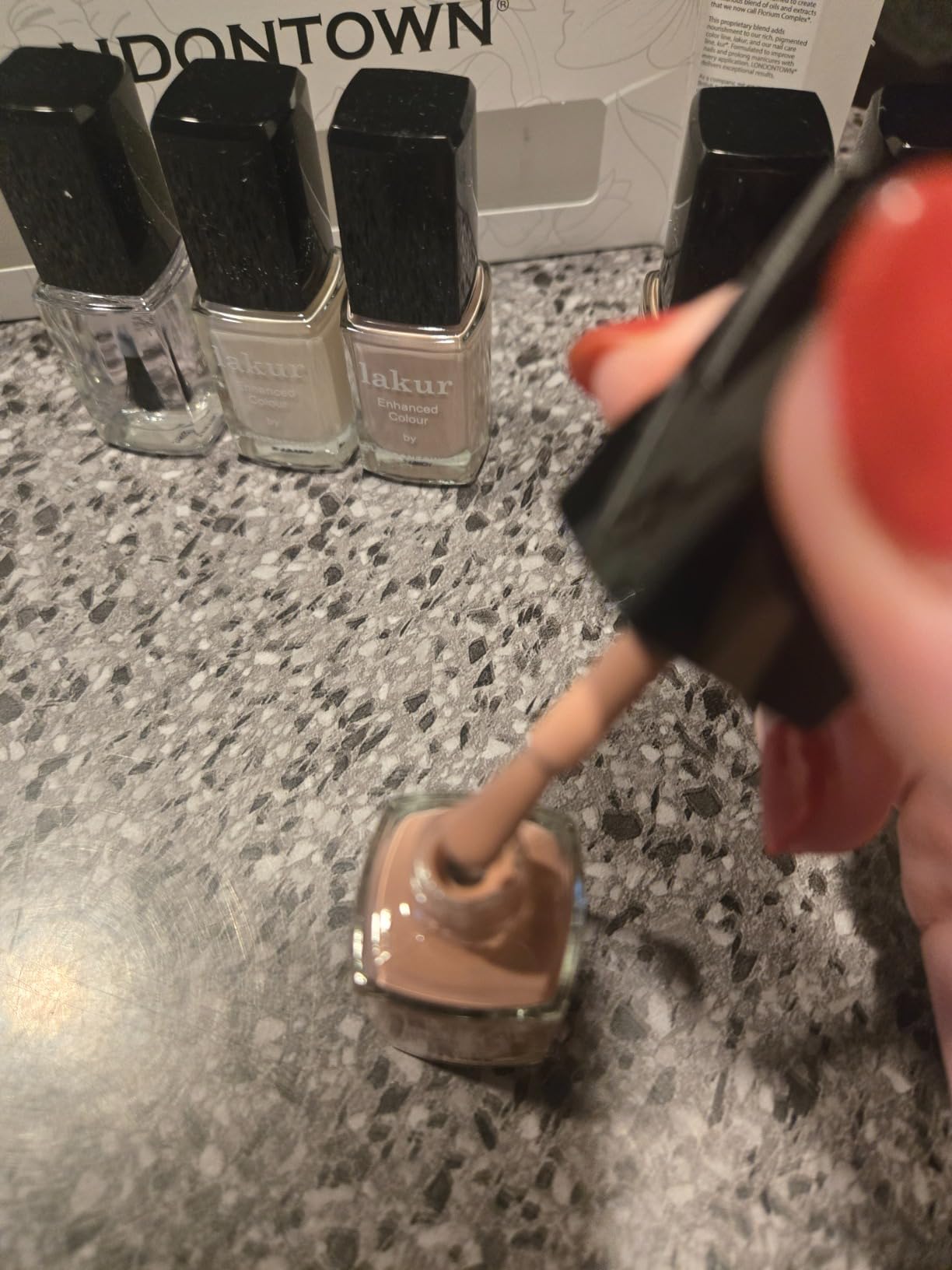 LONDONTOWN kur The Sophisticate Collection Nail Polish Kit customer photo 2
